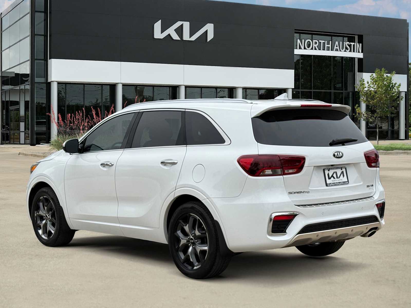 Used 2019 Kia Sorento SX w/ SX Touring Package FWD image 4
