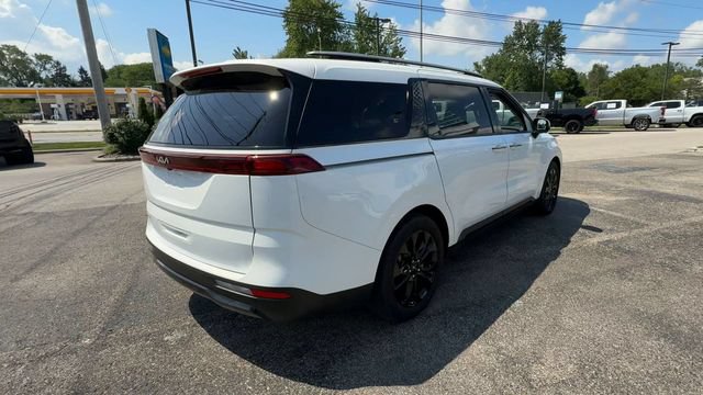Used 2024 Kia Carnival SX FWD image 8