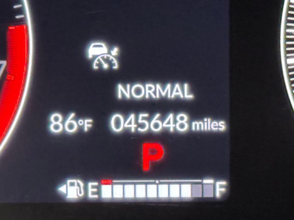 Used 2023 Honda Pilot Sport image 17