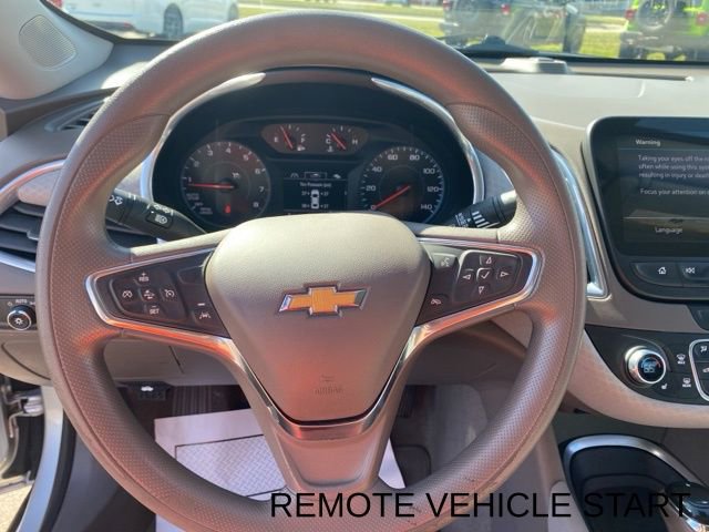 Used 2020 Chevrolet Malibu LT image 14
