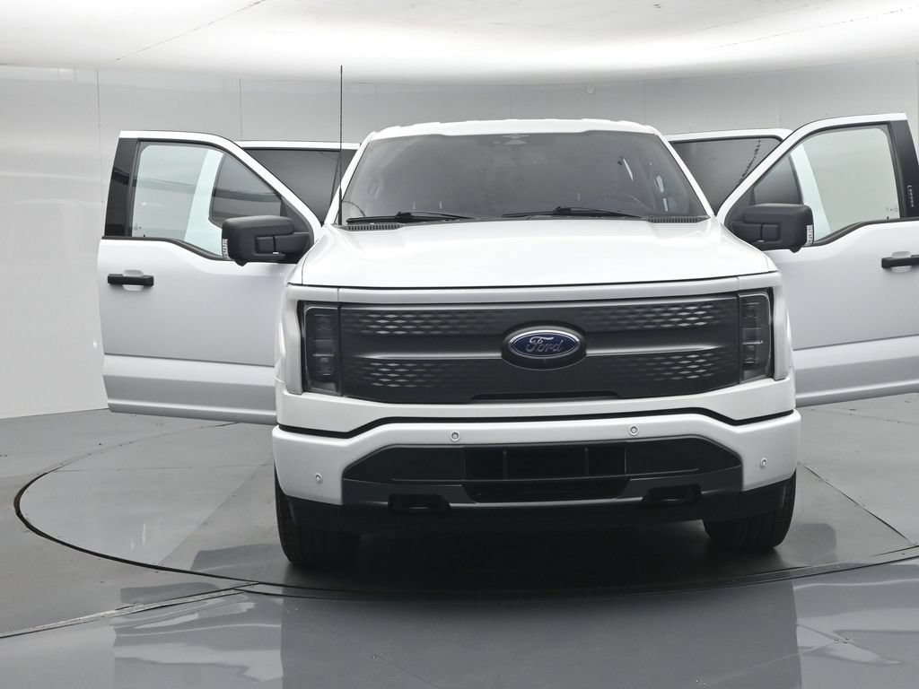 Certified 2023 Ford F150 Lightning XLT AWD/4WD image 36