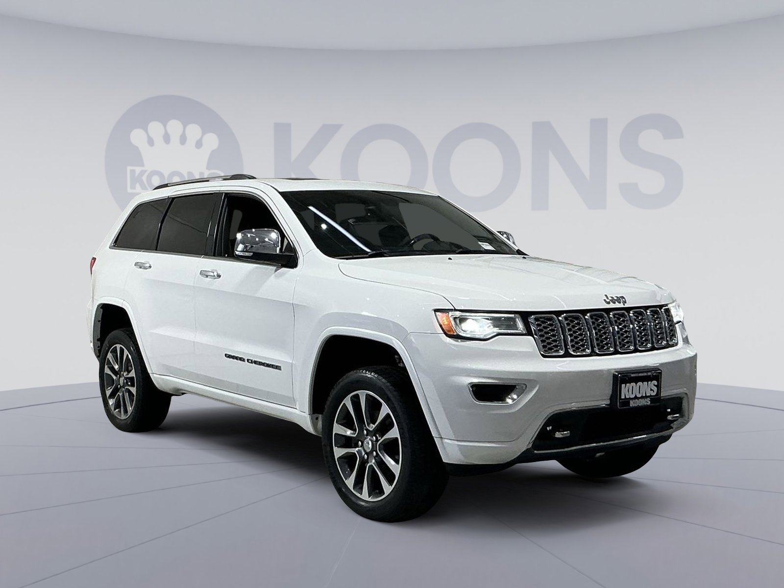 Used 2017 Jeep Grand Cherokee Overland image 18