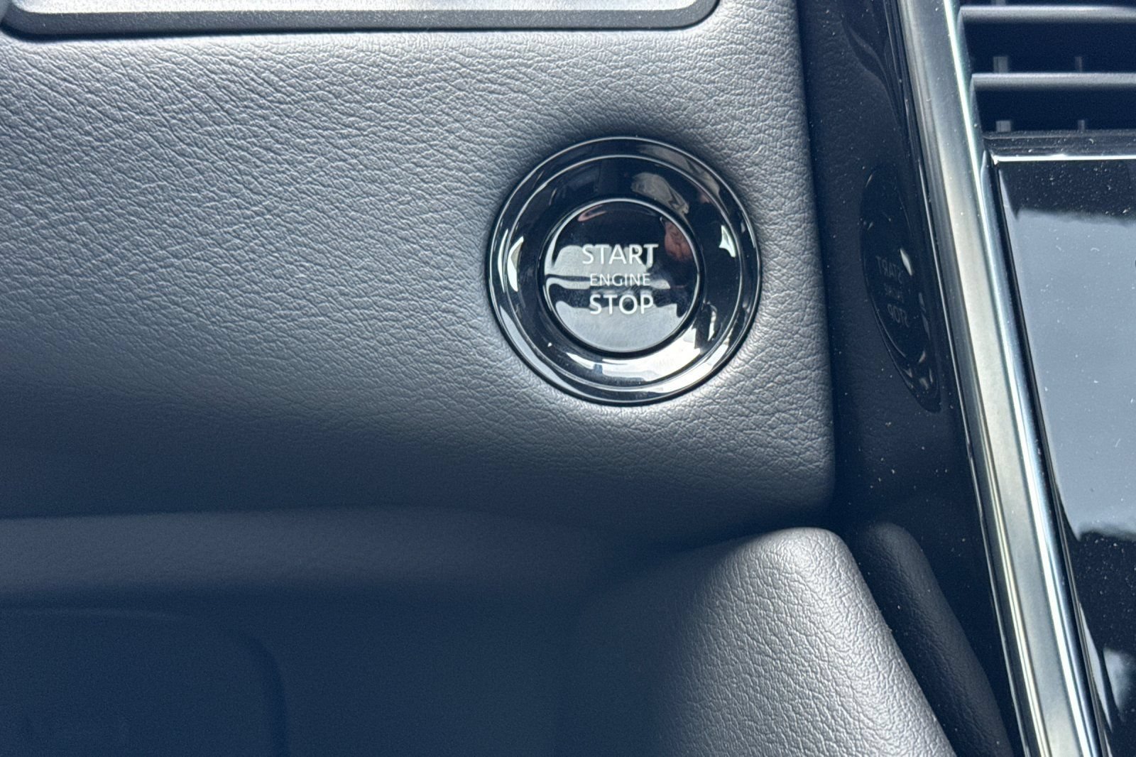 New 2026 Nissan Armada PRO-4X AWD/4WD image 26