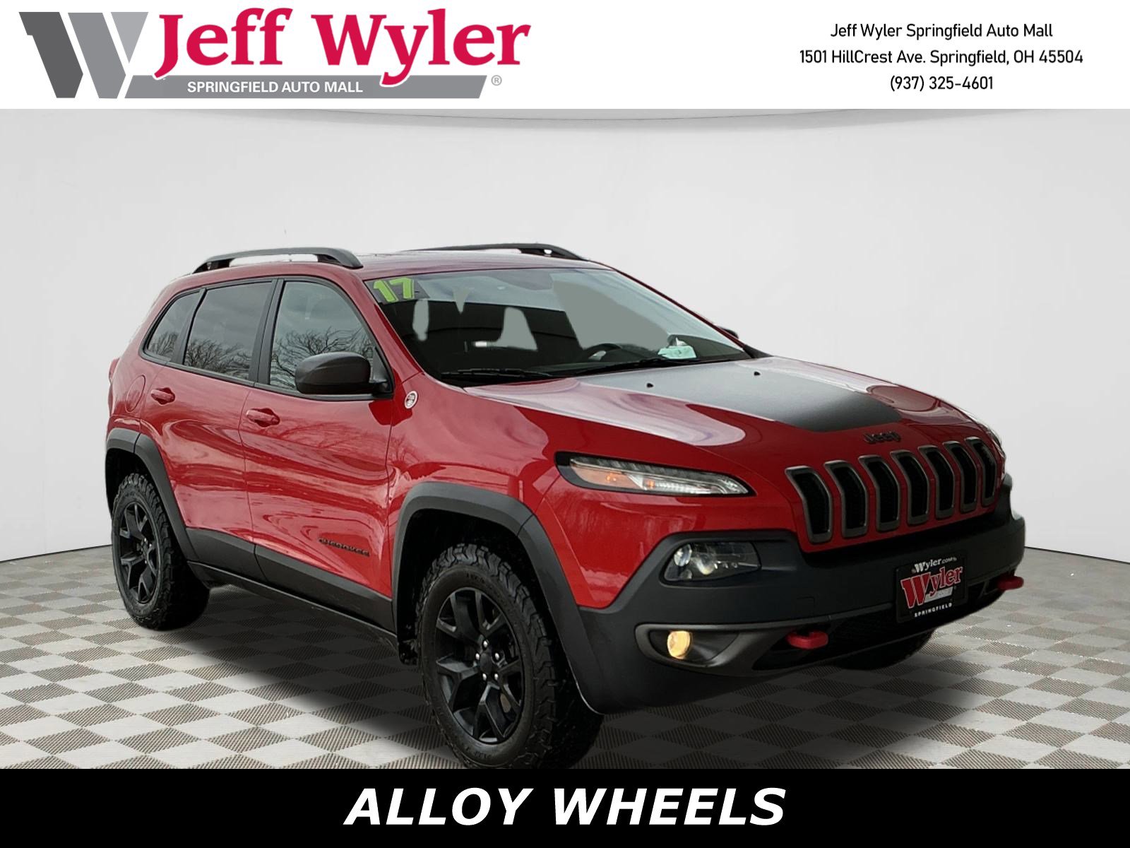 Used 2017 Jeep Cherokee Trailhawk w/ Cold Weather Group video 1