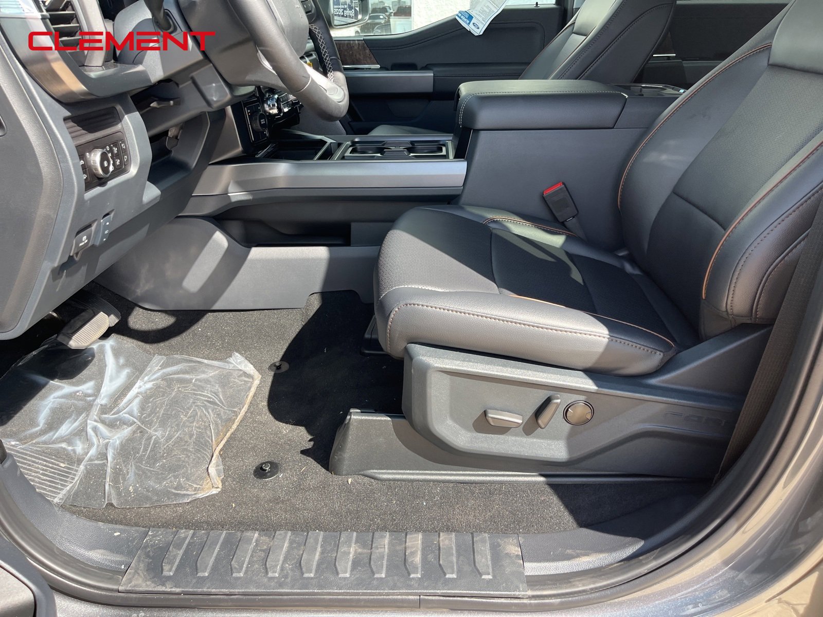 New 2026 Ford F350 Lariat image 32