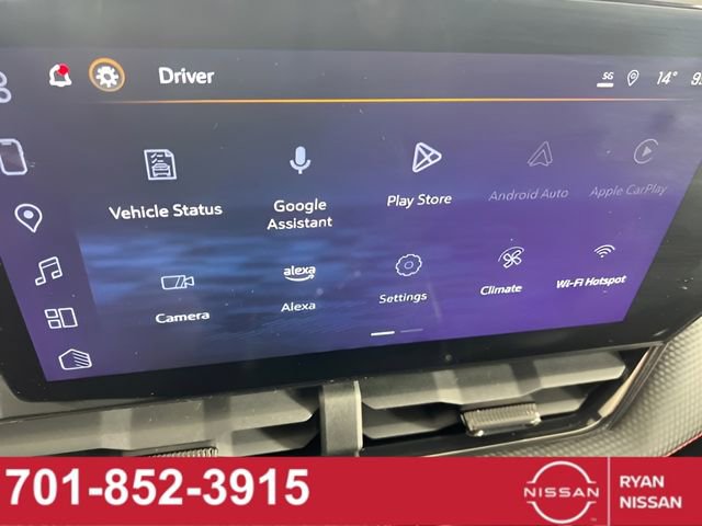 Used 2025 Chevrolet Equinox RS w/ Safety and Technology Package AWD/4WD image 21