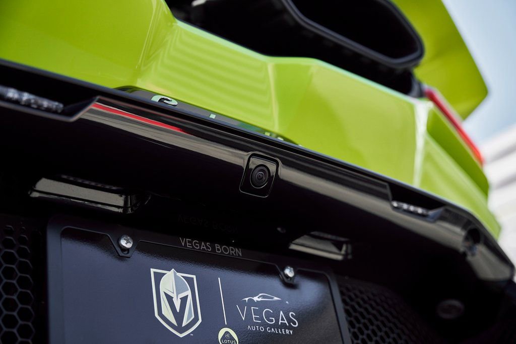 Used 2025 Lamborghini Revuelto AWD/4WD image 15