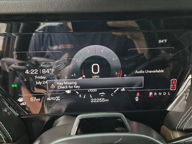 Used 2025 GMC Yukon Denali Ultimate AWD/4WD image 11