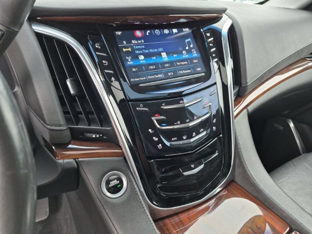 Used 2016 Cadillac Escalade Premium AWD/4WD image 23