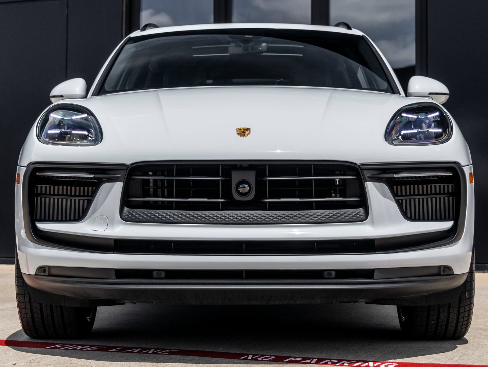 New 2026 Porsche Macan S AWD/4WD image 8