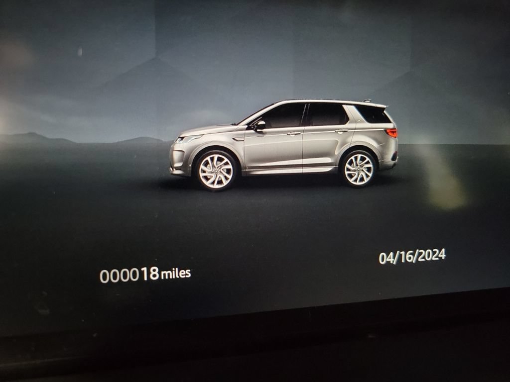 Used 2024 Land Rover Discovery Sport Dynamic SE AWD/4WD image 18