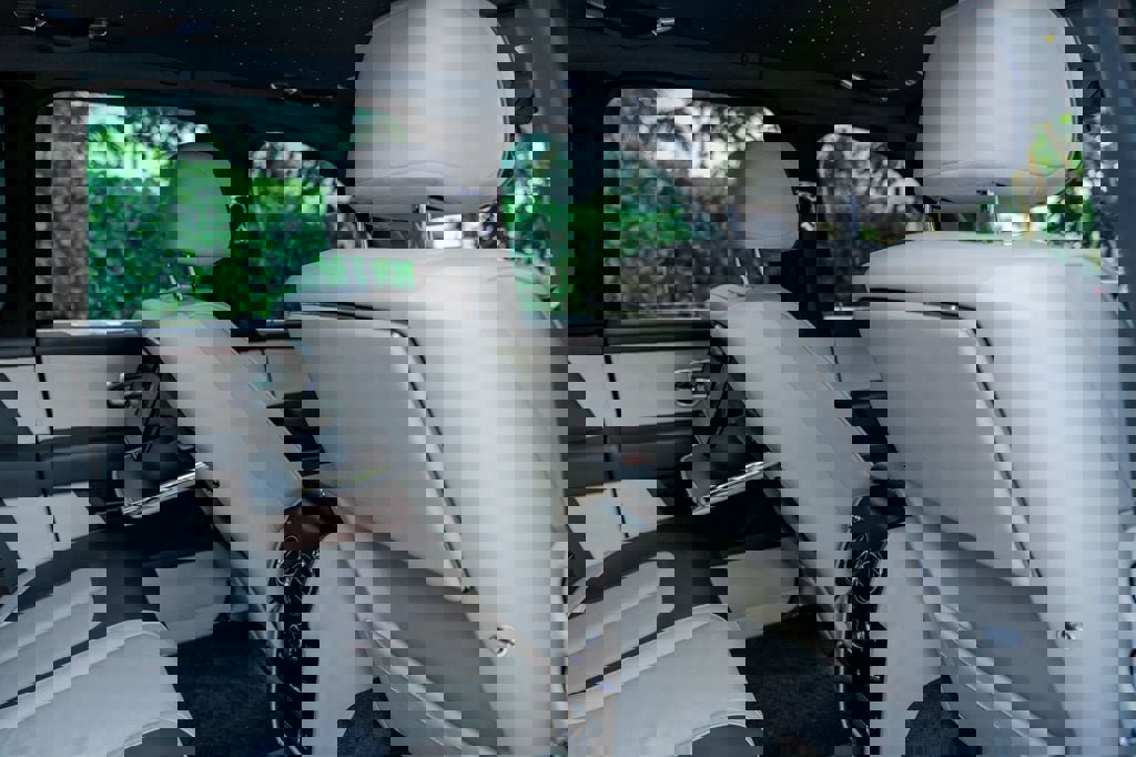 Used 2021 Rolls-Royce Cullinan Sport Utility image 88