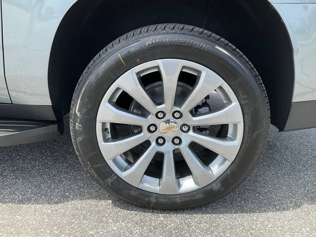 New 2026 Chevrolet Suburban Premier AWD/4WD image 29