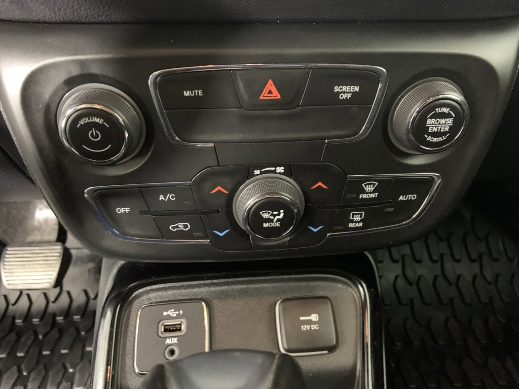 Used 2021 Jeep Compass Latitude image 13