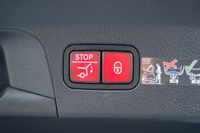 New 2026 Mercedes-Benz GLE 450 4MATIC Coupe image 11