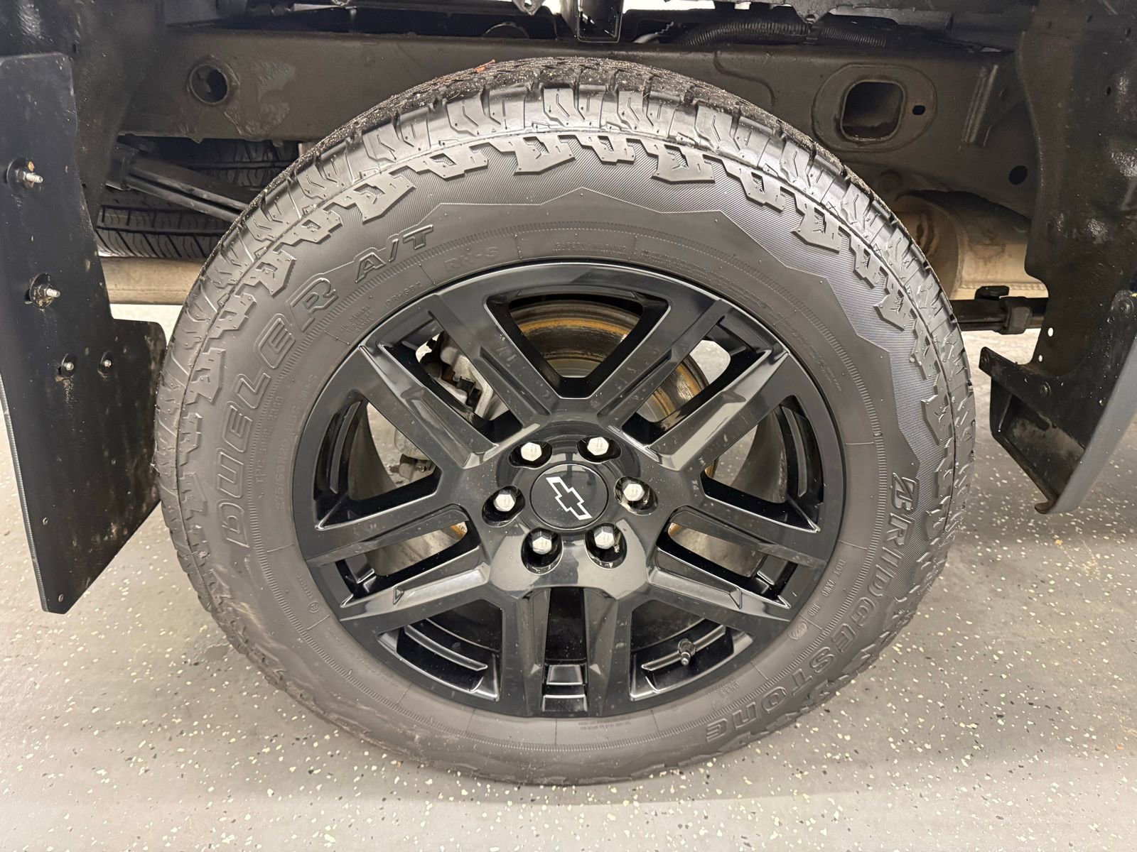 Used 2023 Chevrolet Silverado 1500 Custom Trail Boss w/ LPO, Dark Essentials Package image 20