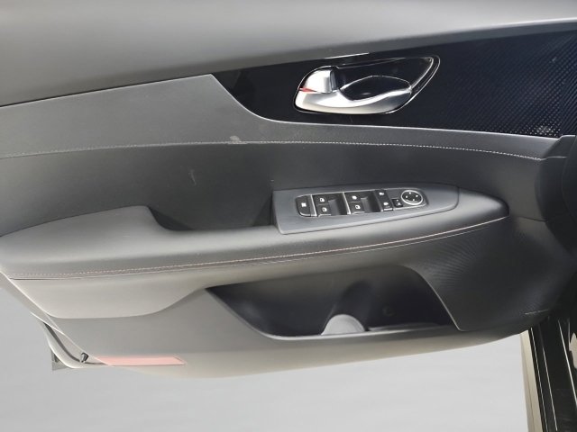 Used 2021 Kia Forte GT w/ GT2 Package image 21