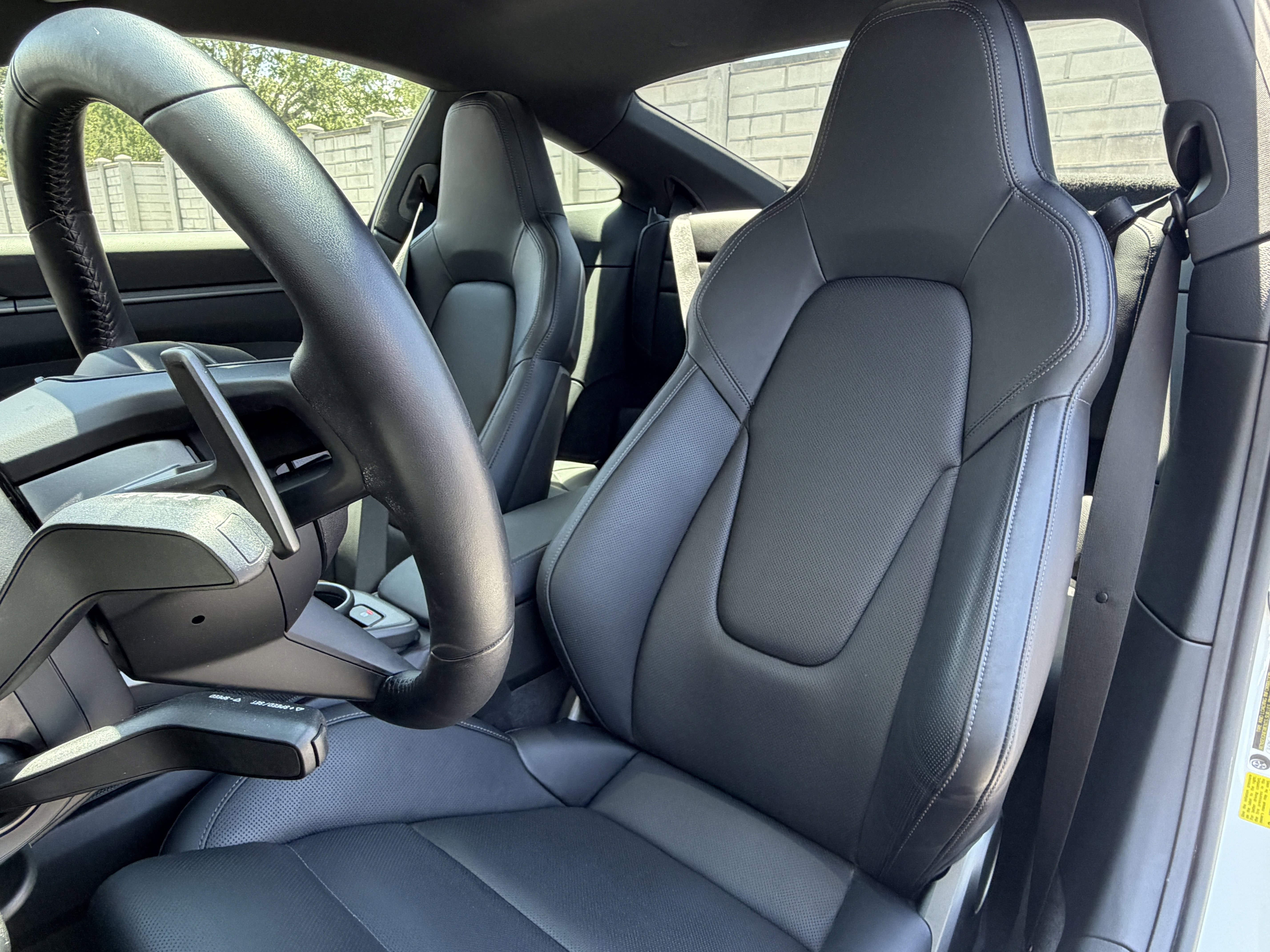 Certified 2024 Porsche 911 Carrera 4 AWD/4WD image 5