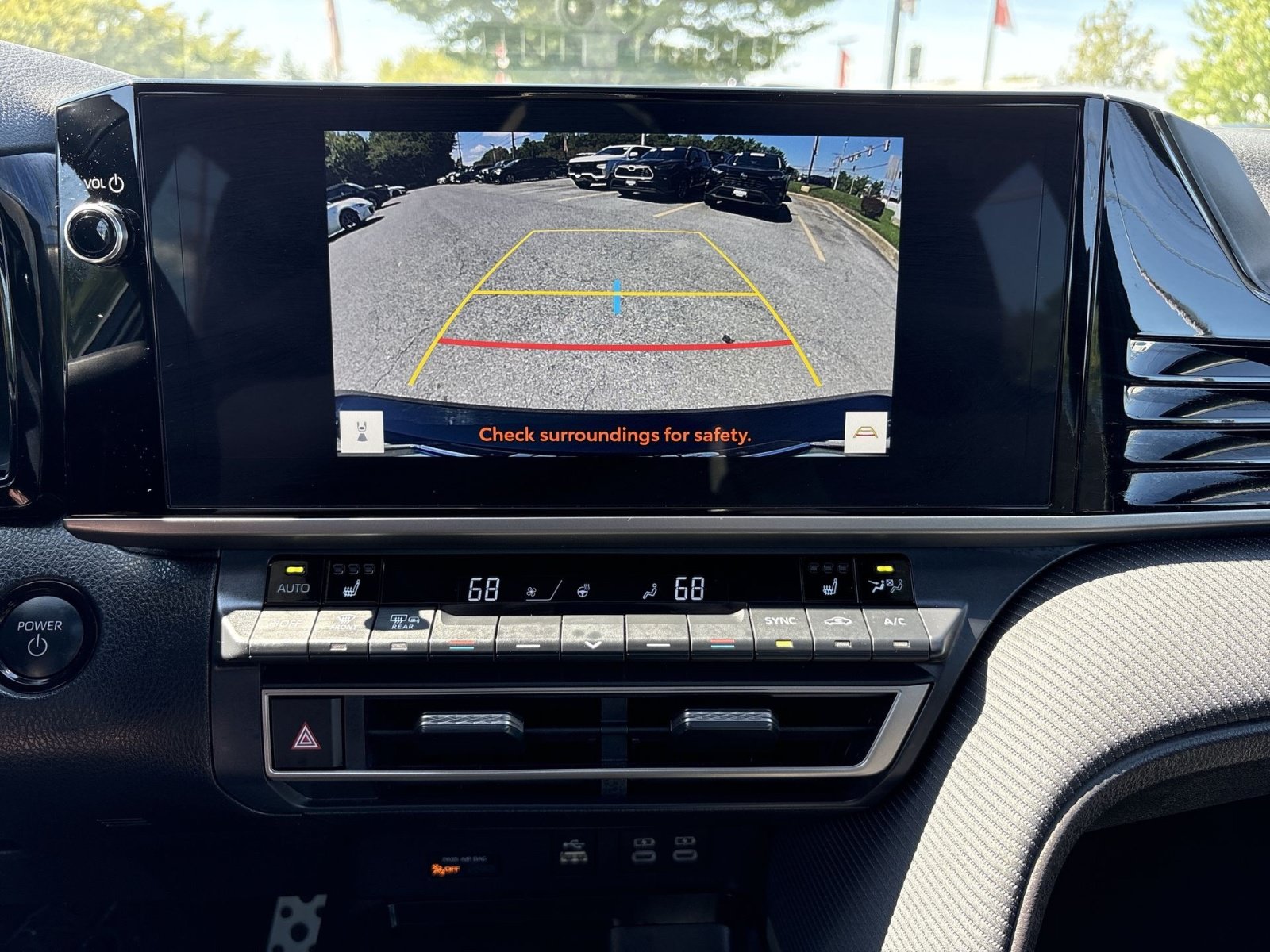 Used 2025 Toyota Camry SE w/ Multimedia Upgrade Package FWD image 19