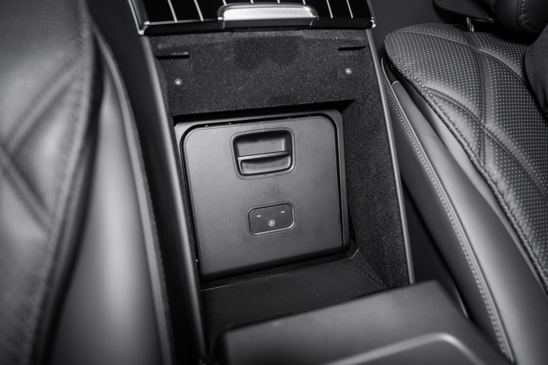 Used 2024 Mercedes-Benz Maybach S 580 4MATIC image 31