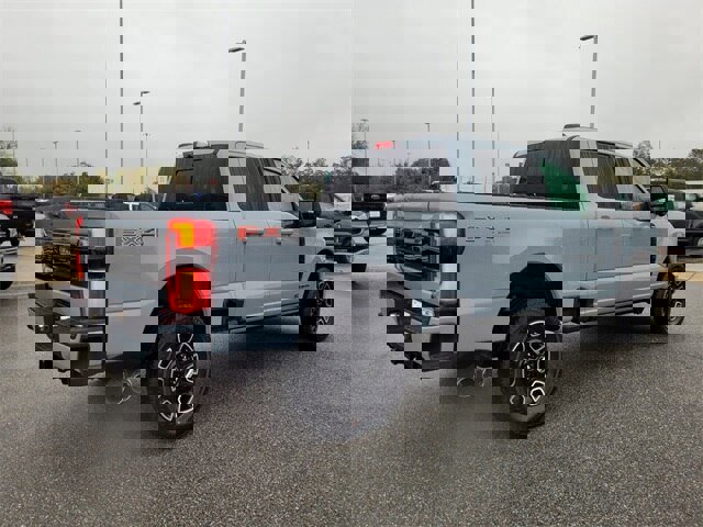 New 2026 Ford F350 4x4 Crew Cab Super Duty image 9