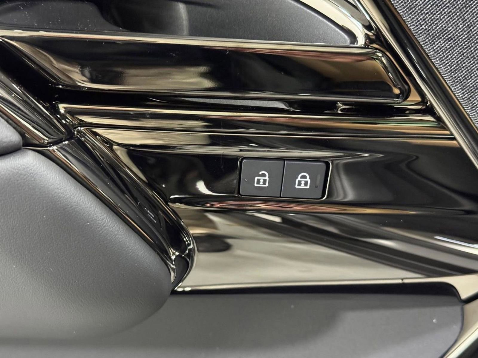 New 2026 Land Rover Range Rover Sport Dynamic SE image 24