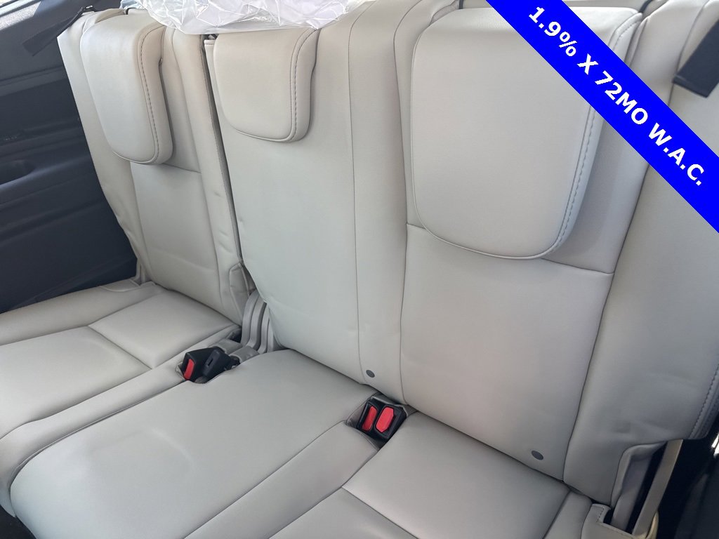 New 2025 Subaru Ascent Limited image 31