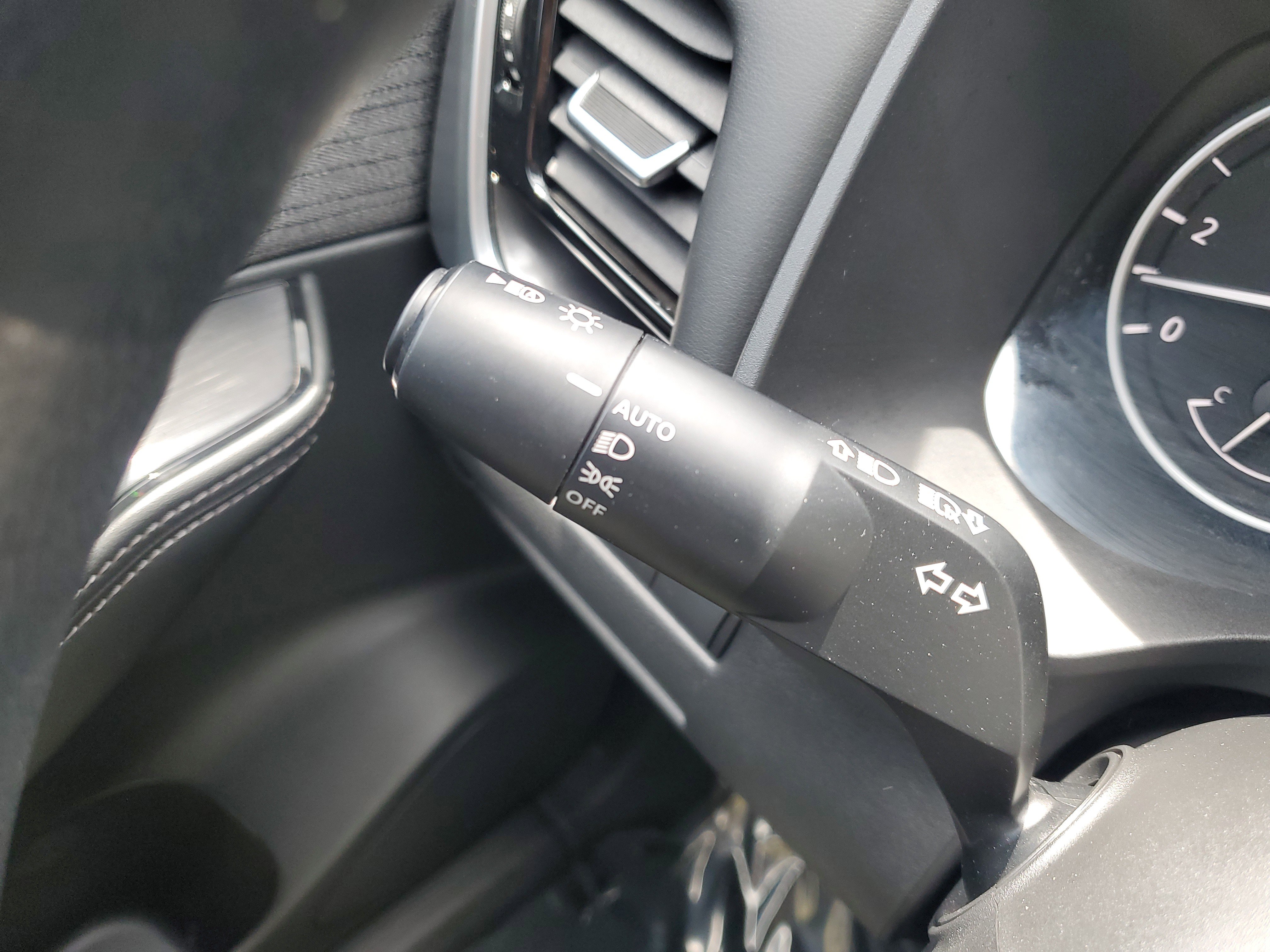 Certified 2021 Nissan Rogue SV image 20