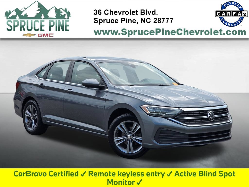 Used 2024 Volkswagen Jetta SE FWD image 1