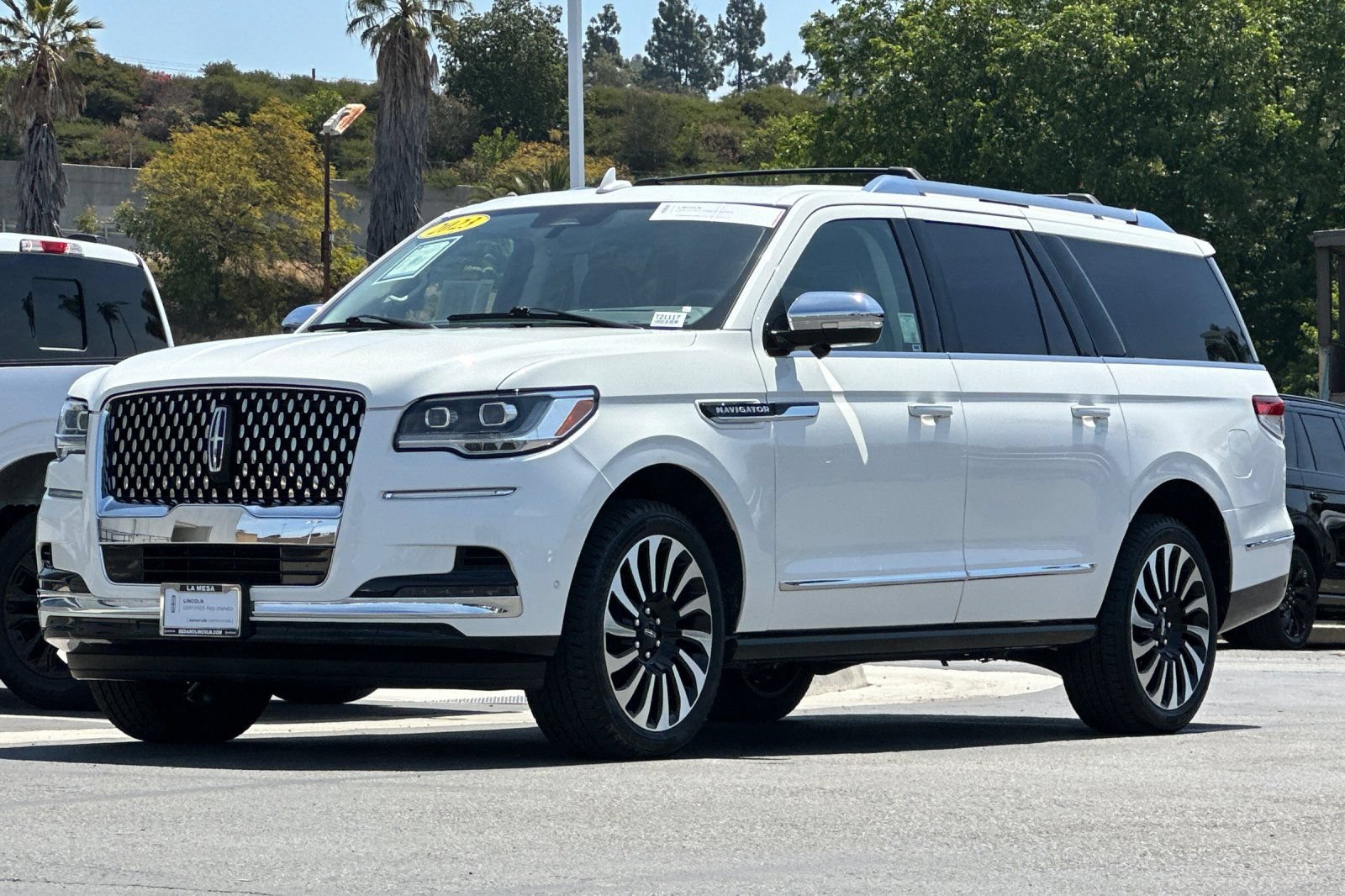 Certified 2023 Lincoln Navigator L Black Label AWD/4WD image 7