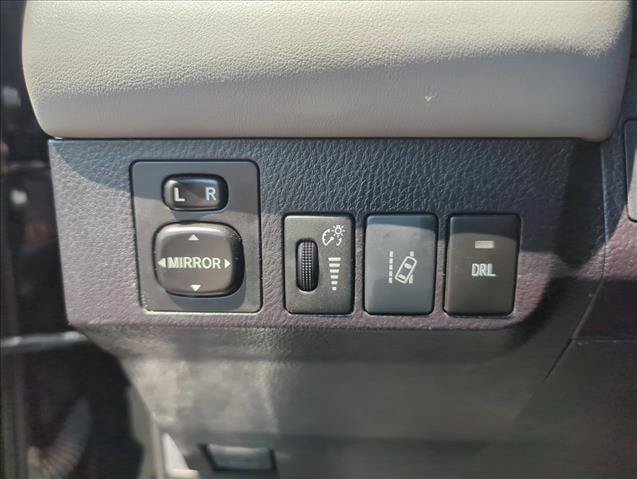 Used 2018 Toyota RAV4 XLE FWD image 20