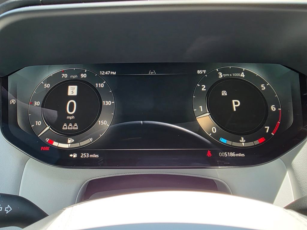 Used 2025 Land Rover Range Rover Sport SE image 30