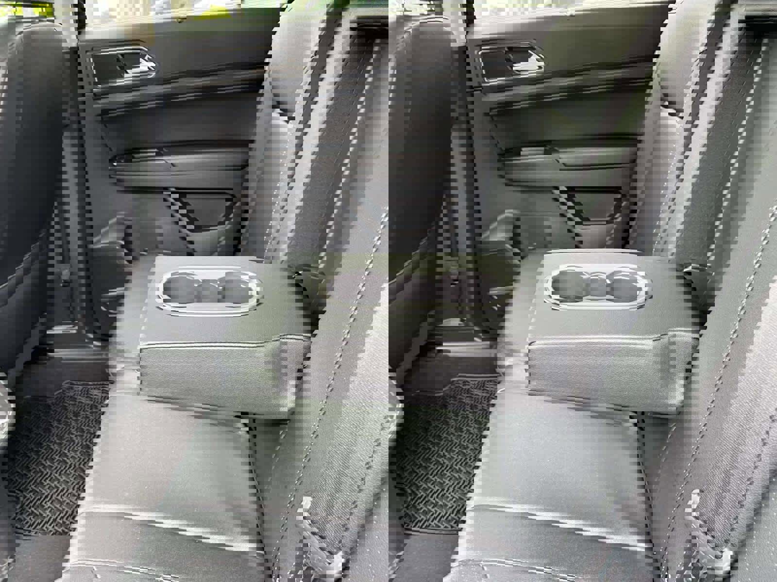 Used 2019 Volkswagen Atlas SE w/ Panoramic Sunroof Package image 16