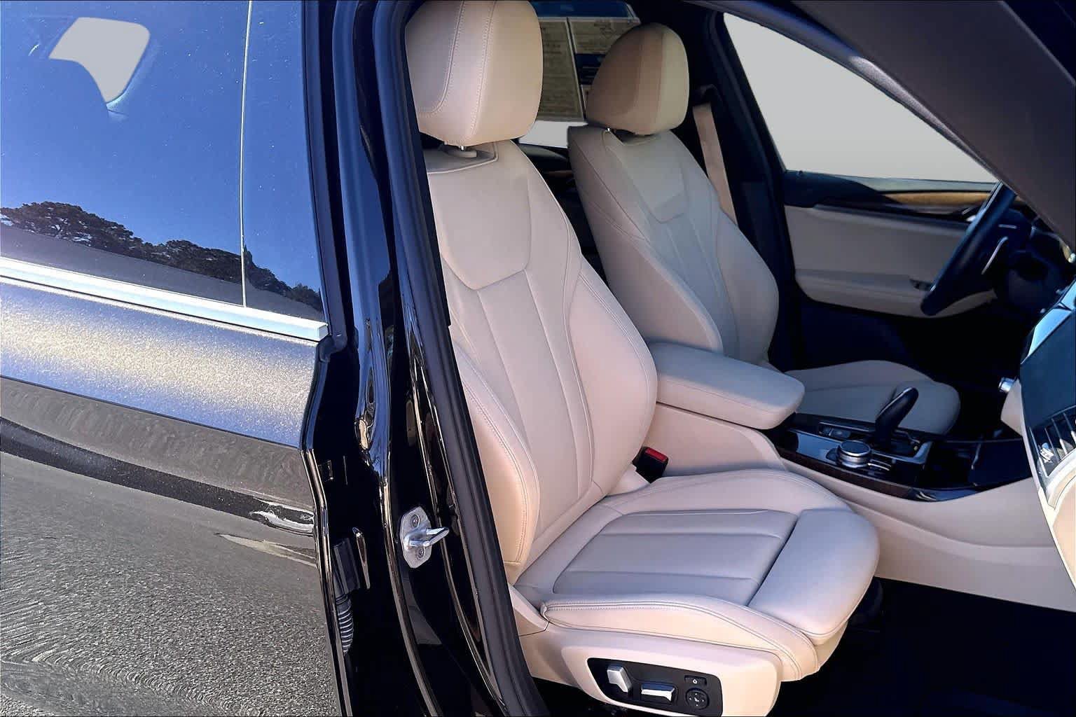Used 2020 BMW X3 xDrive30i w/ Premium Package AWD/4WD image 8