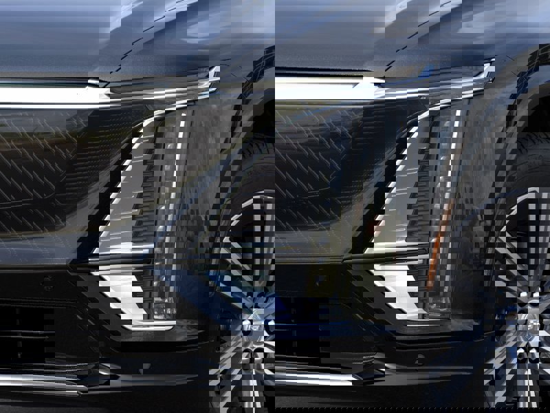 New 2026 Cadillac Lyriq Premium Luxury w/ LPO, Floor Liner Package image 10