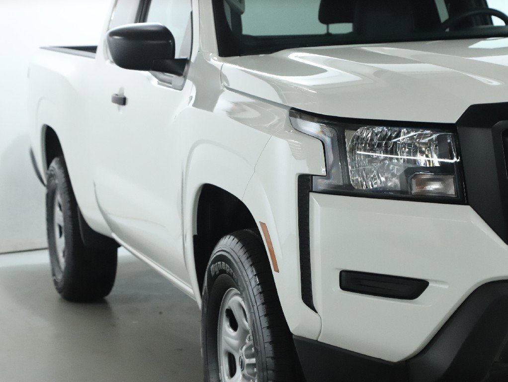 Used 2024 Nissan Frontier S w/ S Utility Package image 9