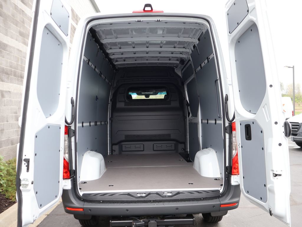 New 2026 Mercedes-Benz Sprinter 144 Cargo image 18