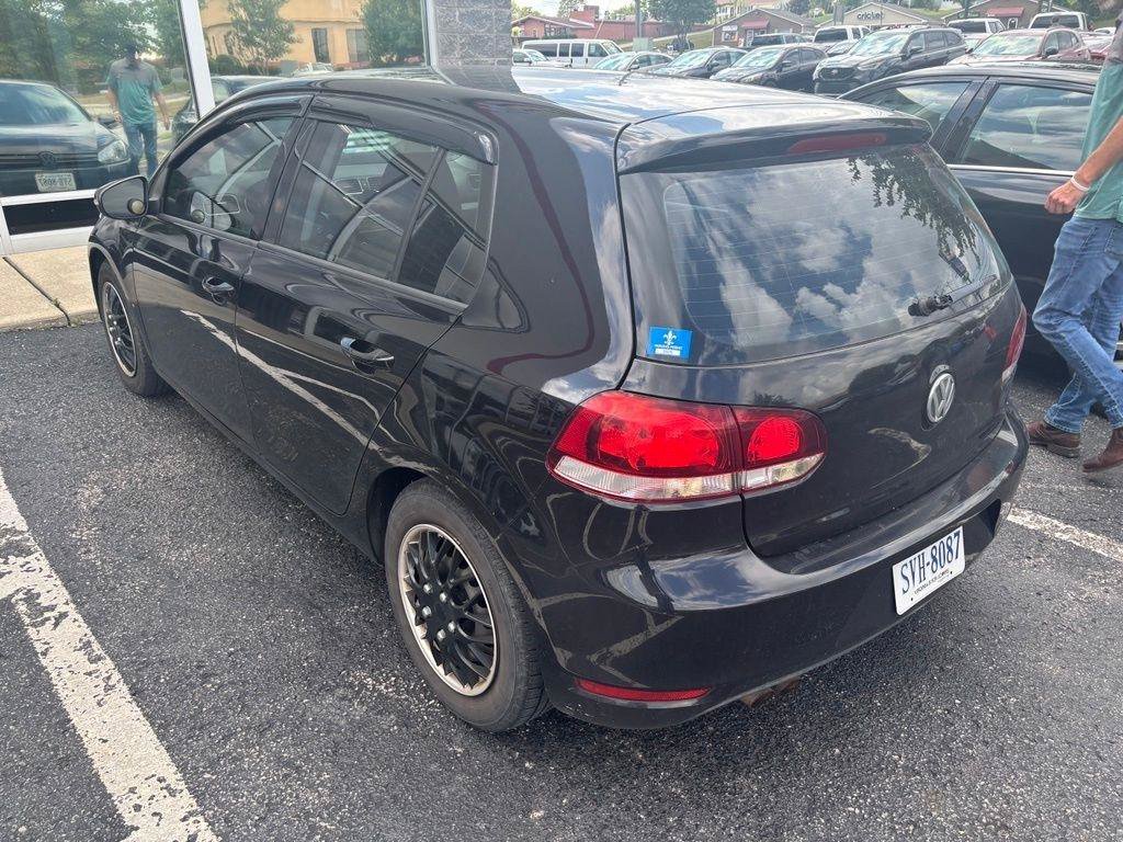 Used 2014 Volkswagen Golf 4-Door FWD image 3