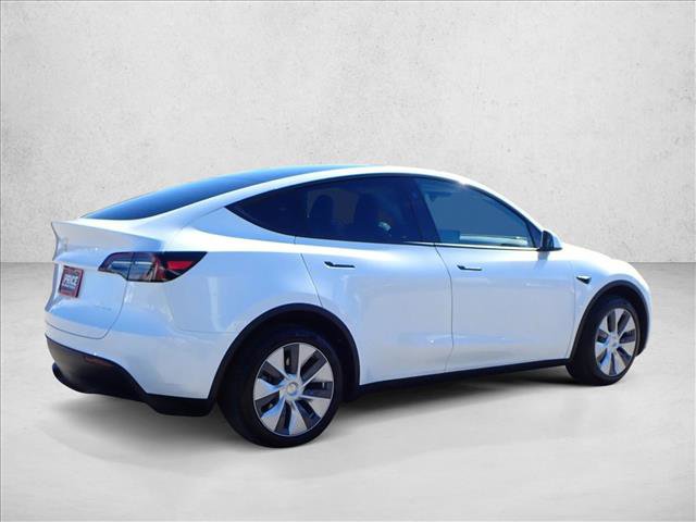Used 2024 Tesla Model Y Long Range image 4