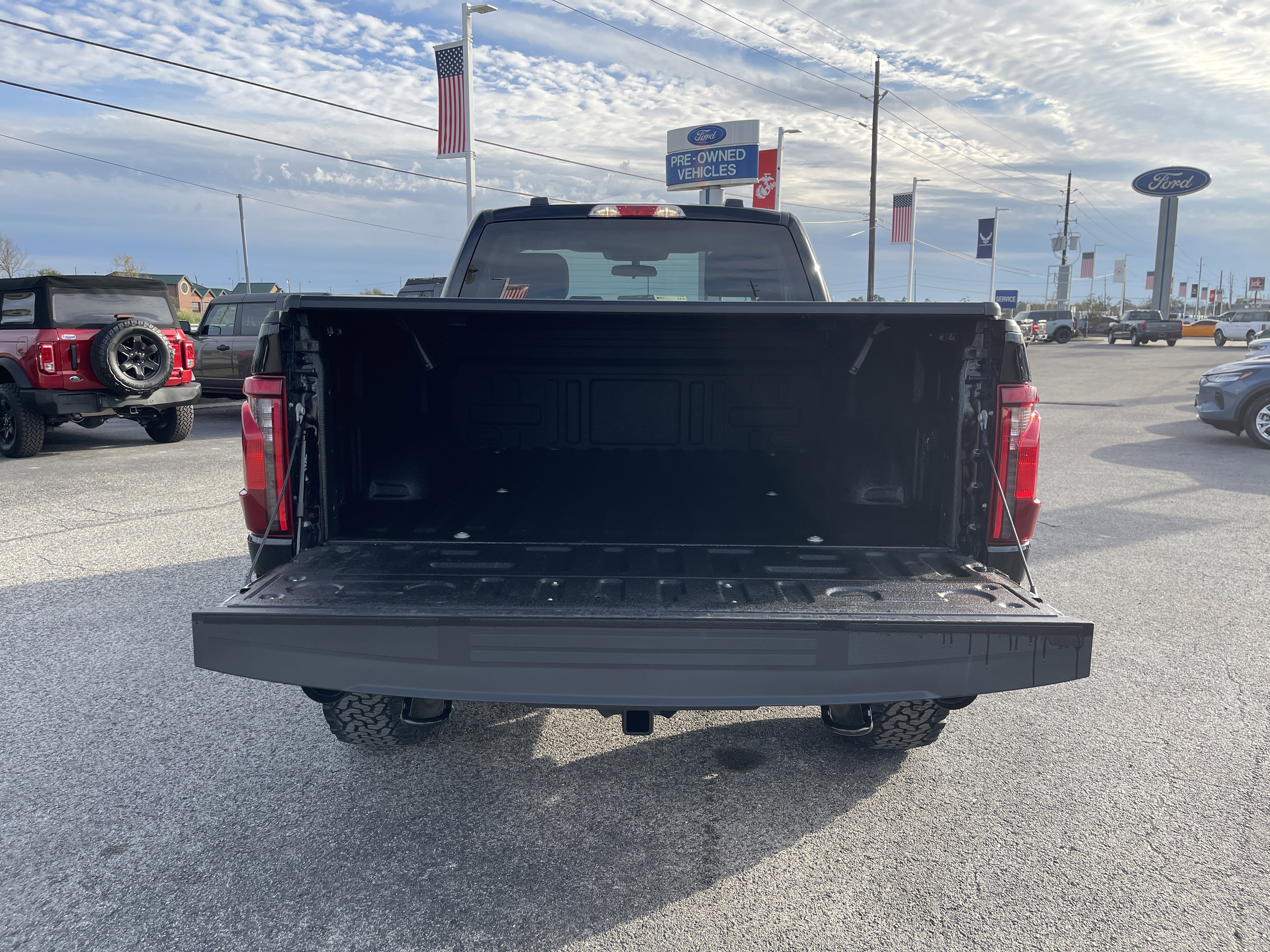 Used 2025 Ford F150 XL w/ Equipment Group 103A High image 6