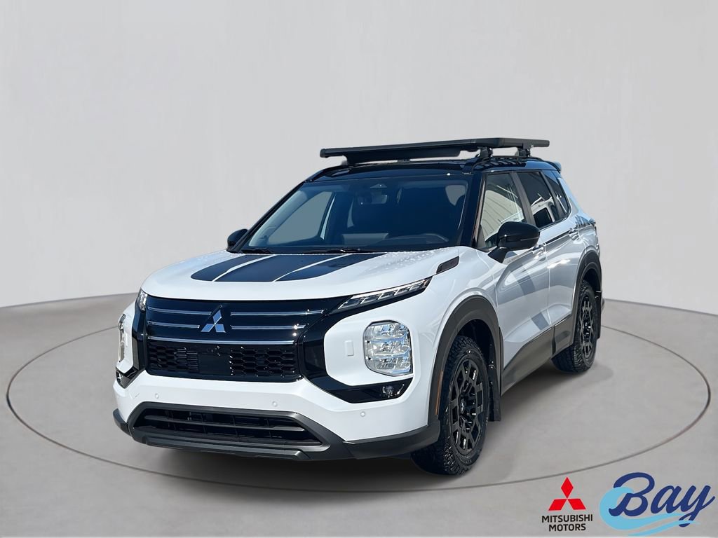 New 2026 Mitsubishi Outlander Trail Edition AWD/4WD image 1