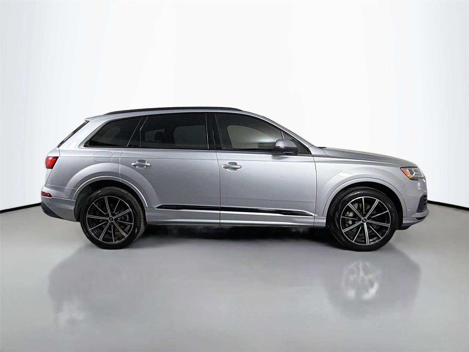 Used 2021 Audi Q7 3.0T Premium Plus w/ Executive Package AWD/4WD image 5
