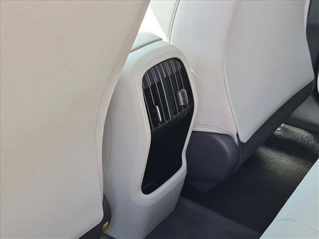 Used 2024 Hyundai Kona SEL AWD/4WD image 17