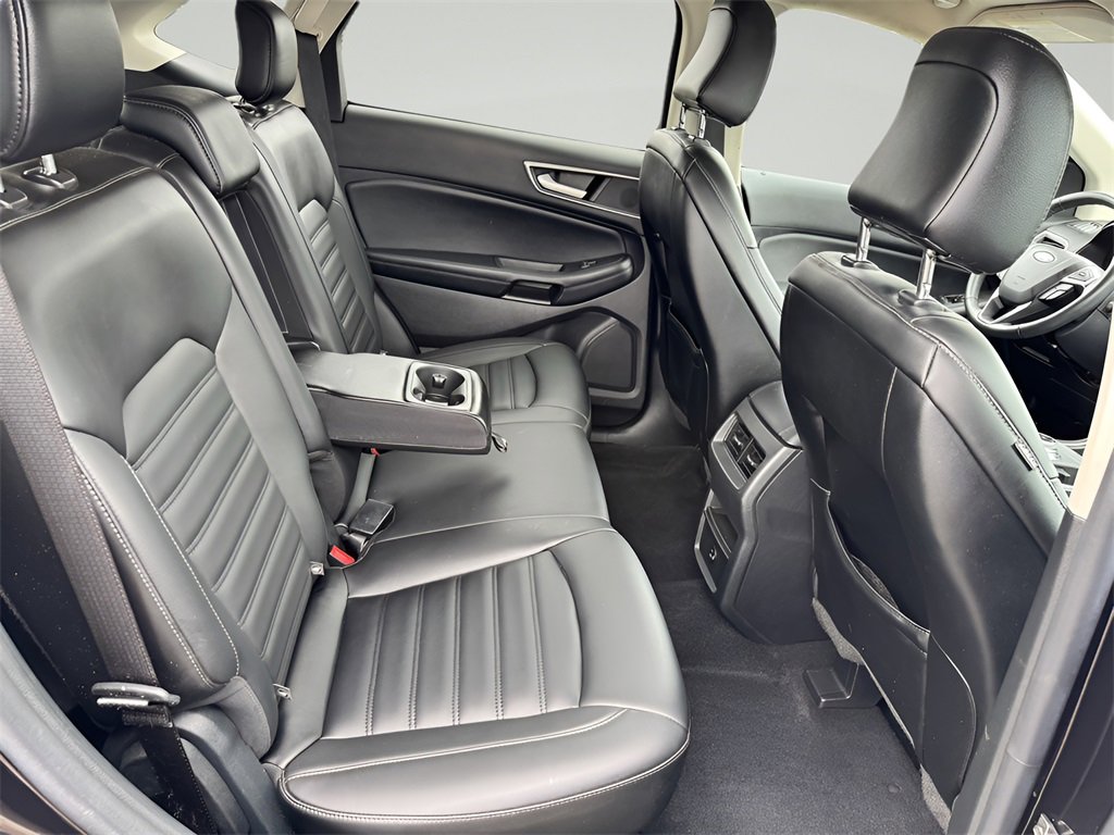 Used 2022 Ford Edge SEL w/ Class II Trailer Tow Package image 30