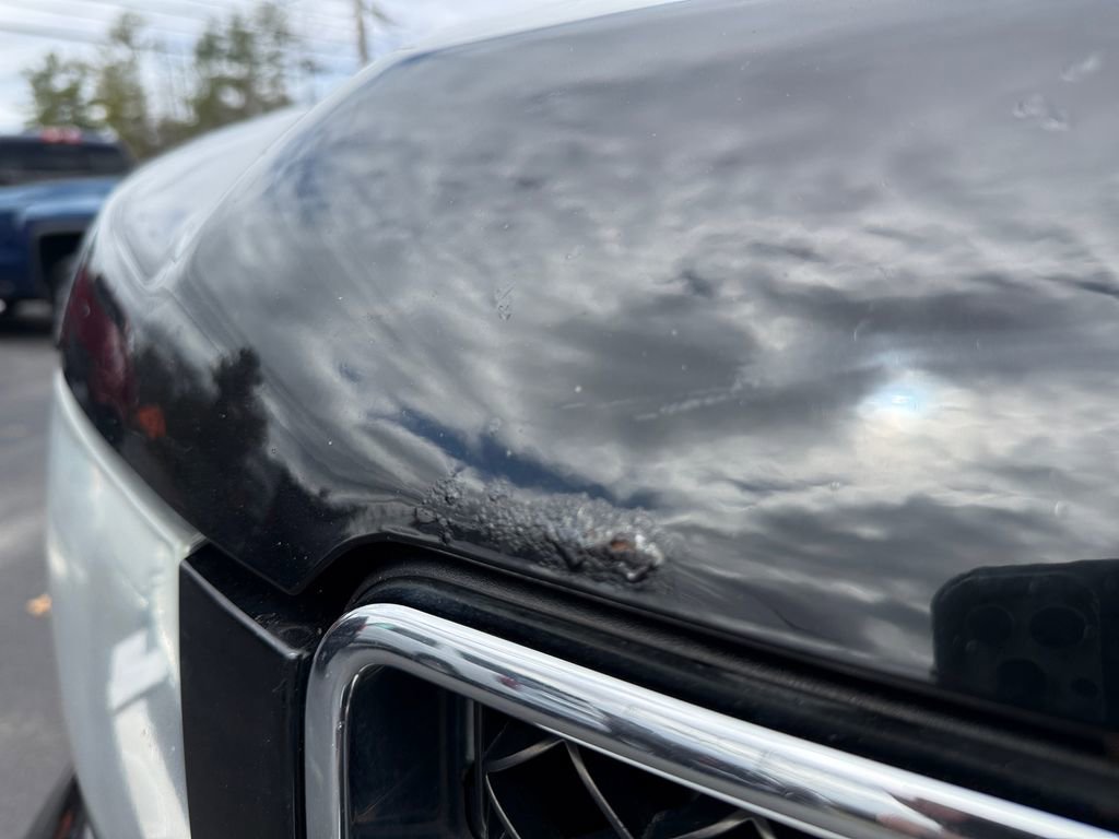 Used 2010 Chevrolet Avalanche LS w/ Interior Plus Package image 28