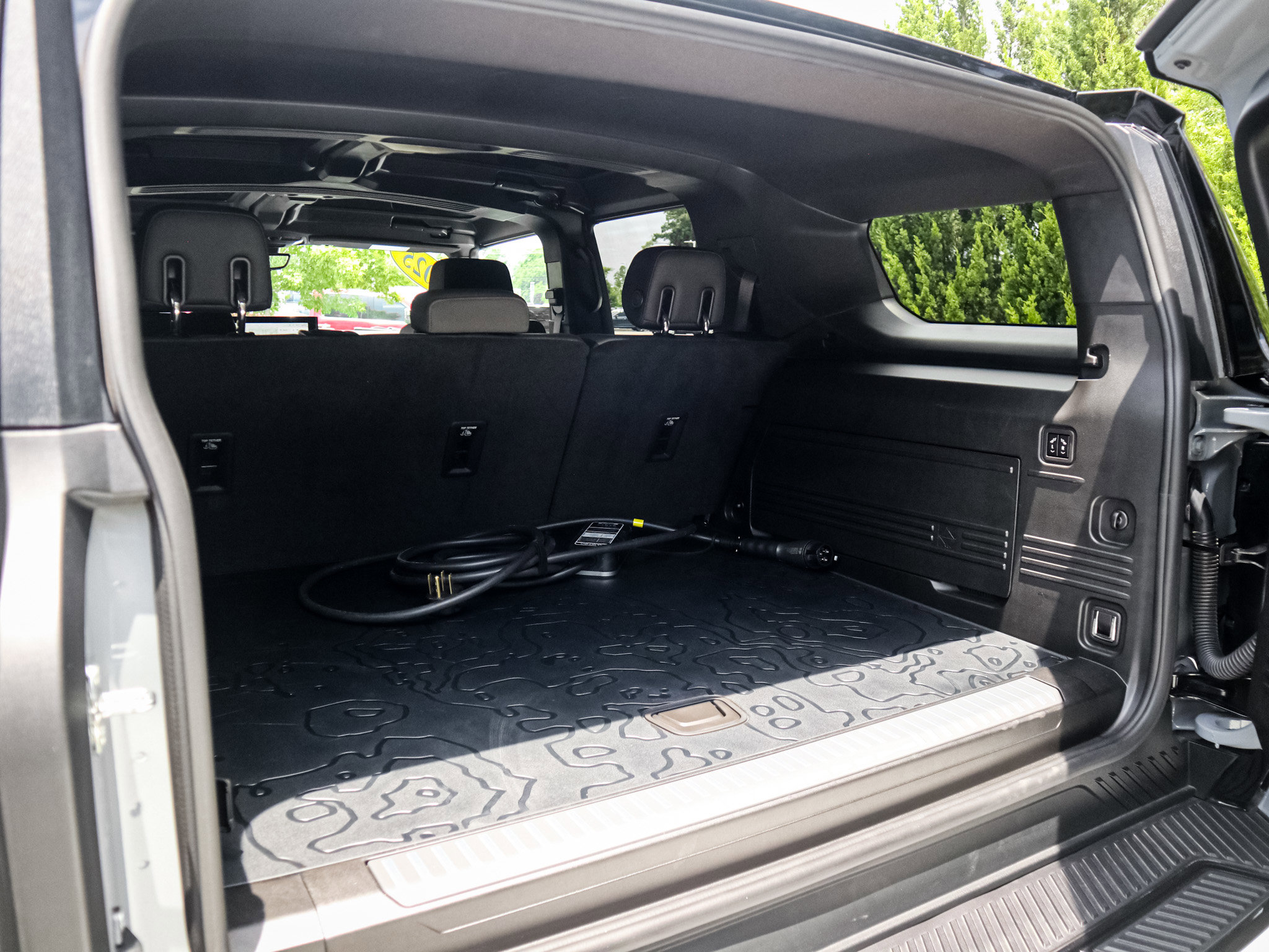Used 2025 GMC Hummer EV 3X AWD/4WD image 32