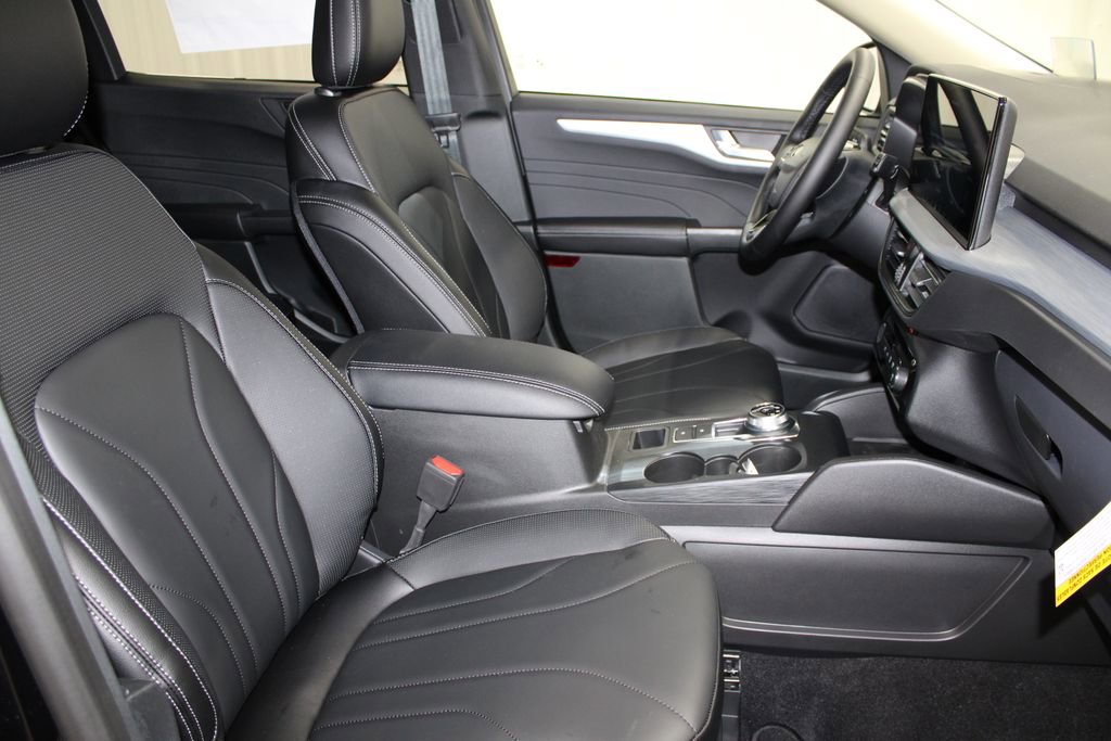 New 2025 Ford Escape SE w/ PHEV Premium Package image 26