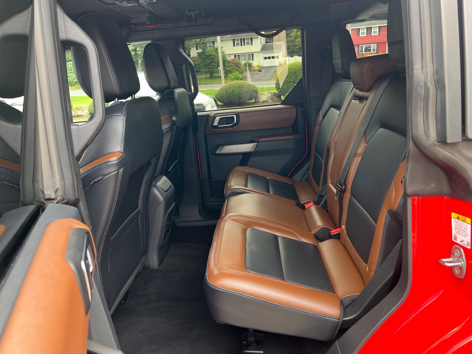Certified 2023 Ford Bronco Outer Banks w/ Sasquatch Package AWD/4WD image 14