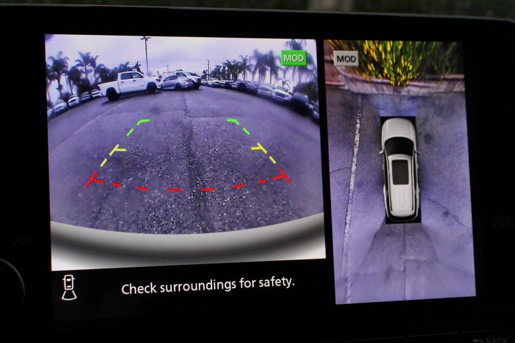 Used 2024 Nissan Pathfinder SL w/ SL Premium Package image 31