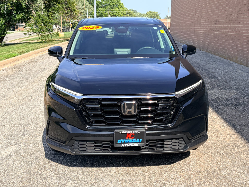 Used 2025 Honda CR-V EX image 8